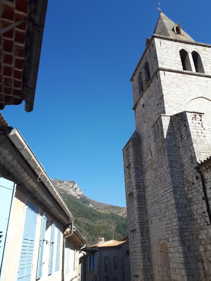 Les Mirabelles Chambres D'Hotes Sisteron Buitenkant foto